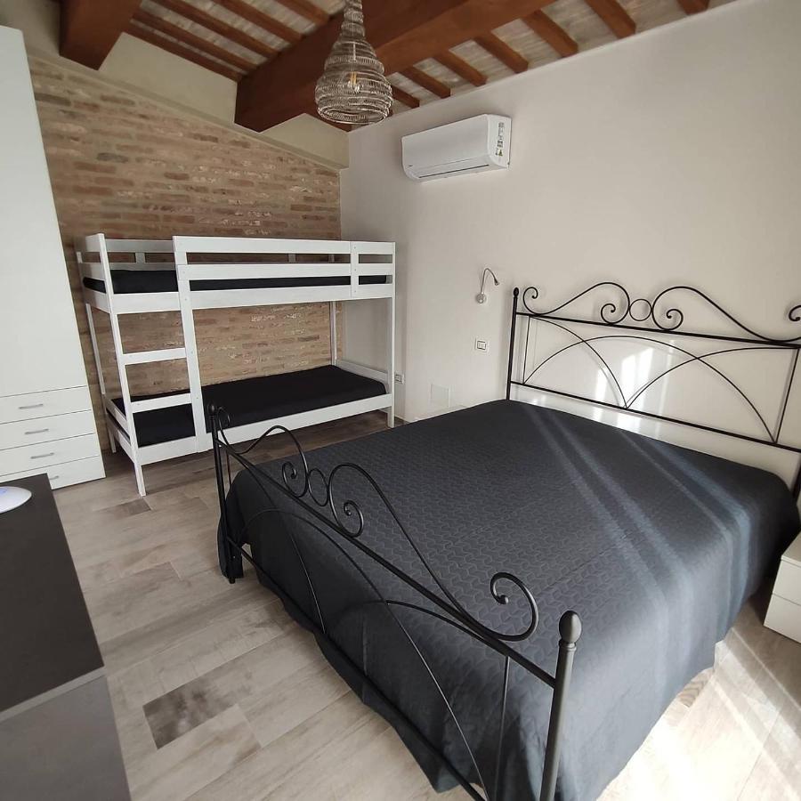 Bed and Breakfast Casa Sorgente San Costanzo Экстерьер фото