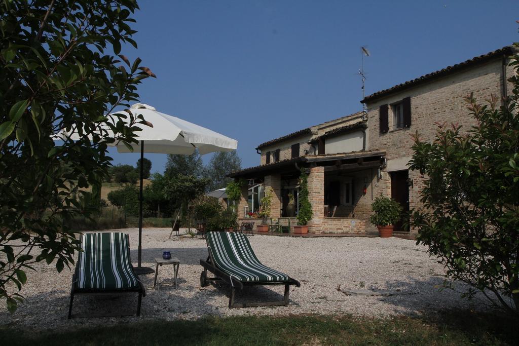 Bed and Breakfast Casa Sorgente San Costanzo Экстерьер фото