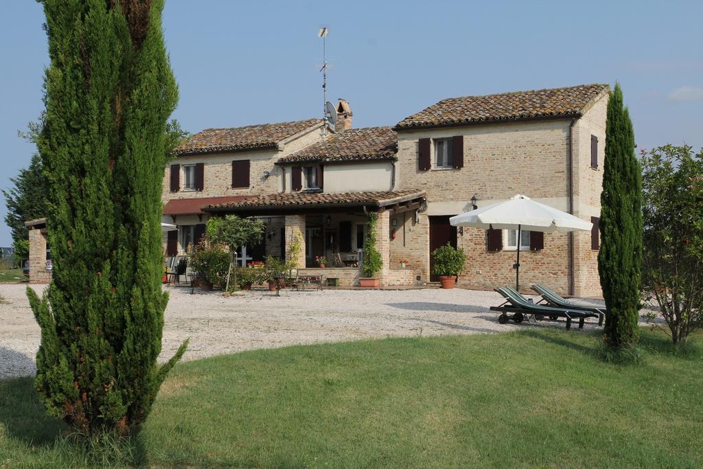 Bed and Breakfast Casa Sorgente San Costanzo Экстерьер фото